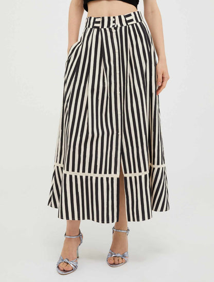 Max&co poplin corolla skirt